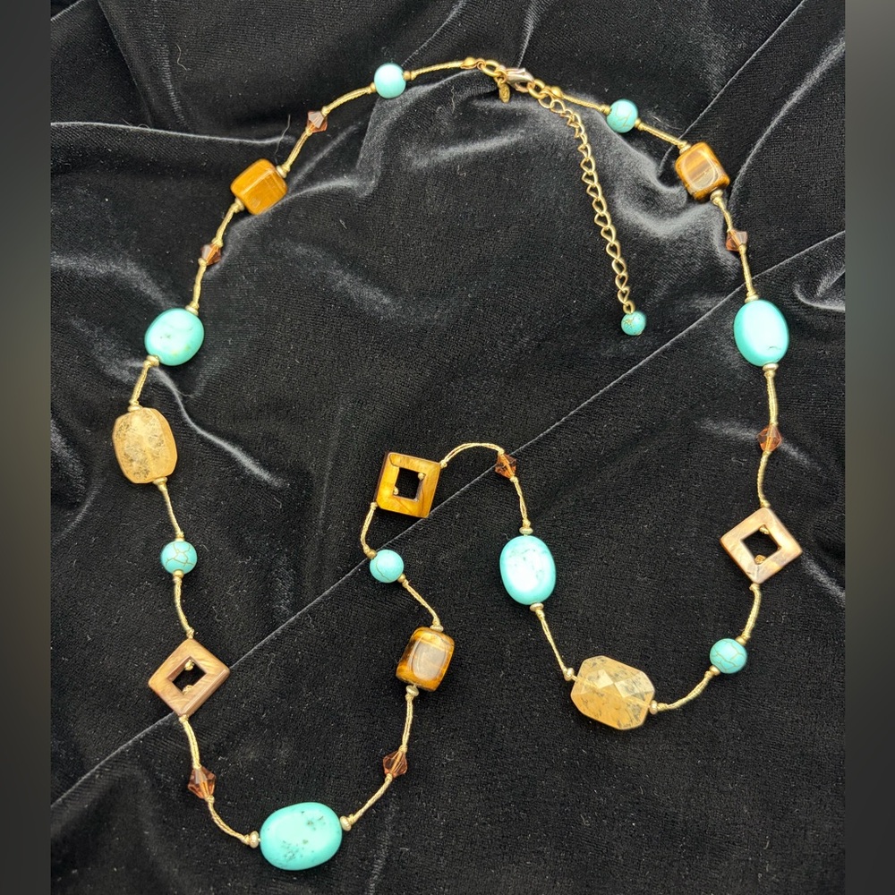 Premier Designs Turquoise and Gold Necklace
